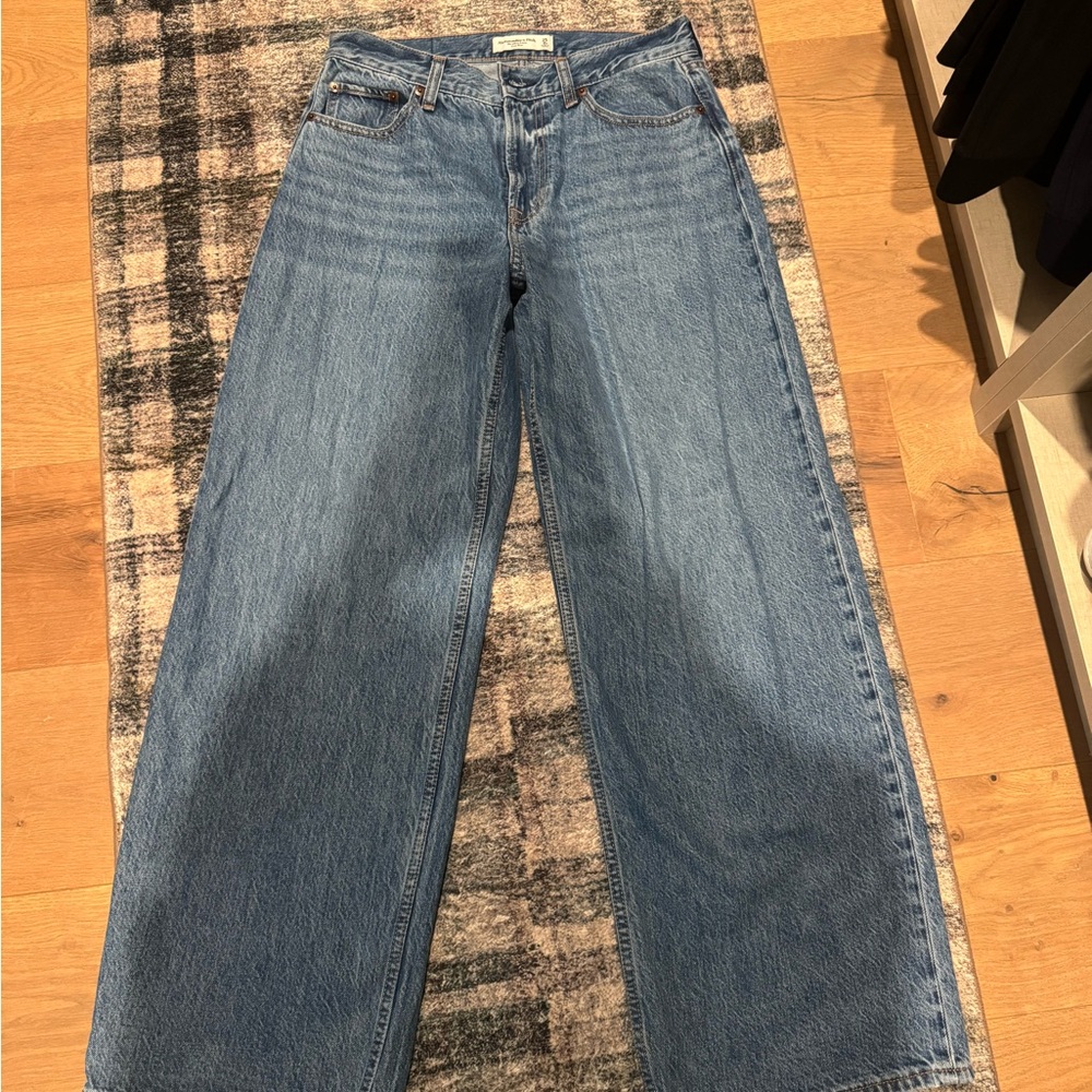 Abercrombie & Fitch Ultra Loose Low Rise Jeans